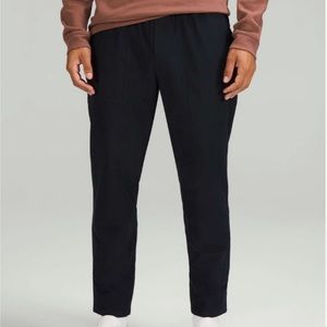 55. Mens Lululemon Utilitech Pull-On Classic-Fit Pant Classic Navy